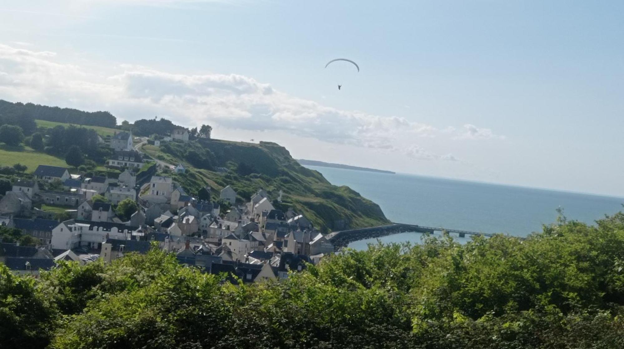 Logis Proche Des Plages Du Debarquement Vaucelles Екстер'єр фото